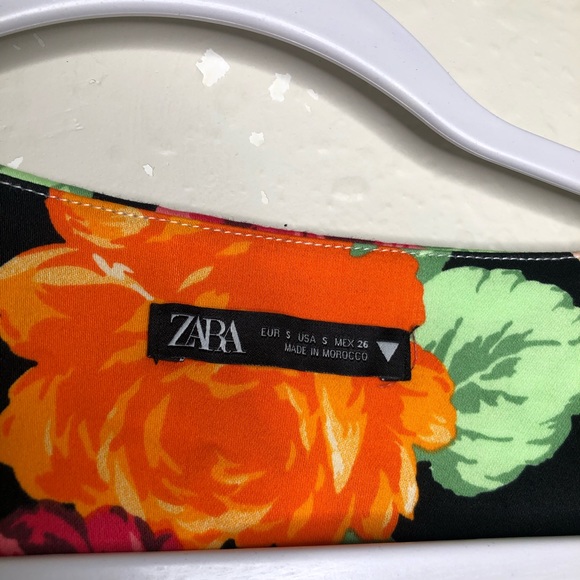 Zara Floral Crop Top - Picture 5 of 9